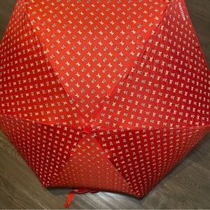 Moschino umbrella